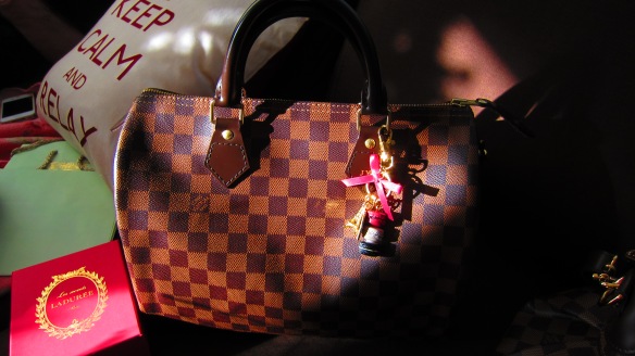 I NEVER KNEW!!! Omg two bags in one, that's a W for me! #louisvuitton